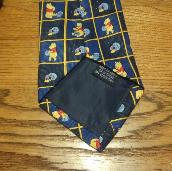 🍯 Vintage 👔 Winnie the Pooh Bear 🐻 Disney ✨ Vtg Tie Necktie 90s Gem Hunny - Picture 6 of 8